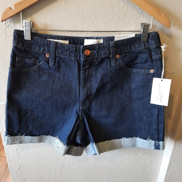 Universal Thread Pants - Women's size 8 Jean Shorts.